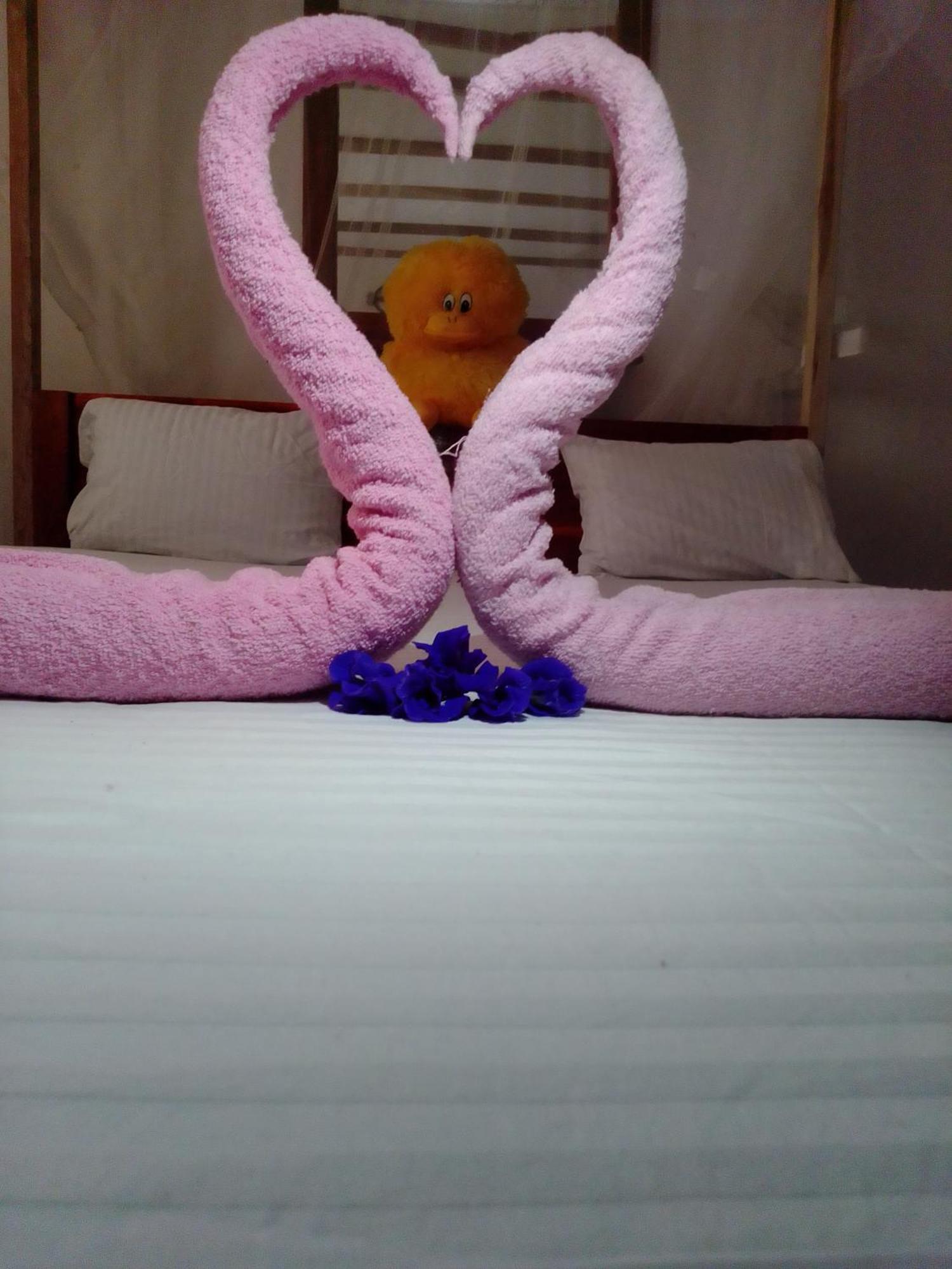 Soma Cabana, Homestay & Restaurant Tangalle Ngoại thất bức ảnh